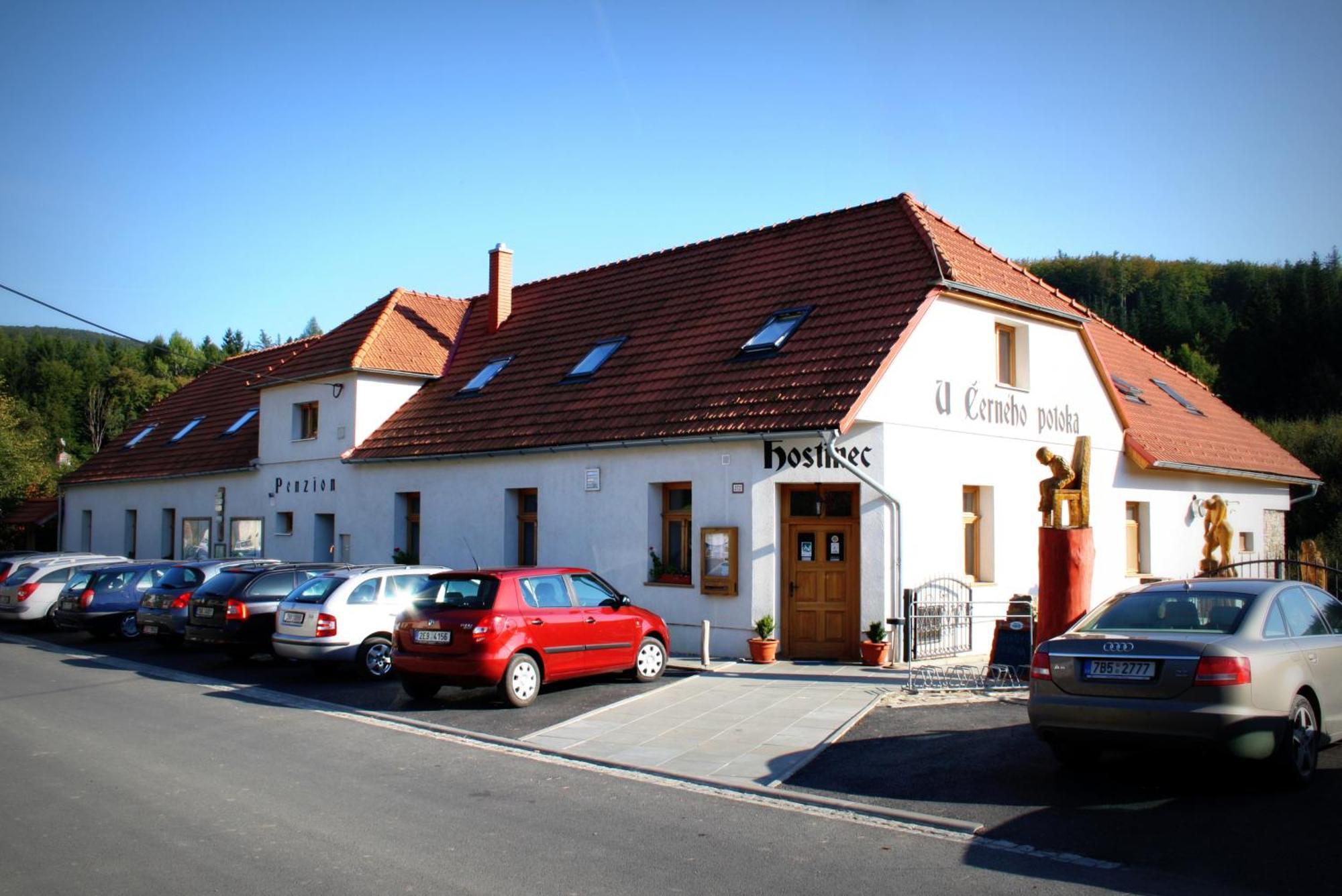 Penzion U Cerneho Potoka Nova Lhota  Экстерьер фото